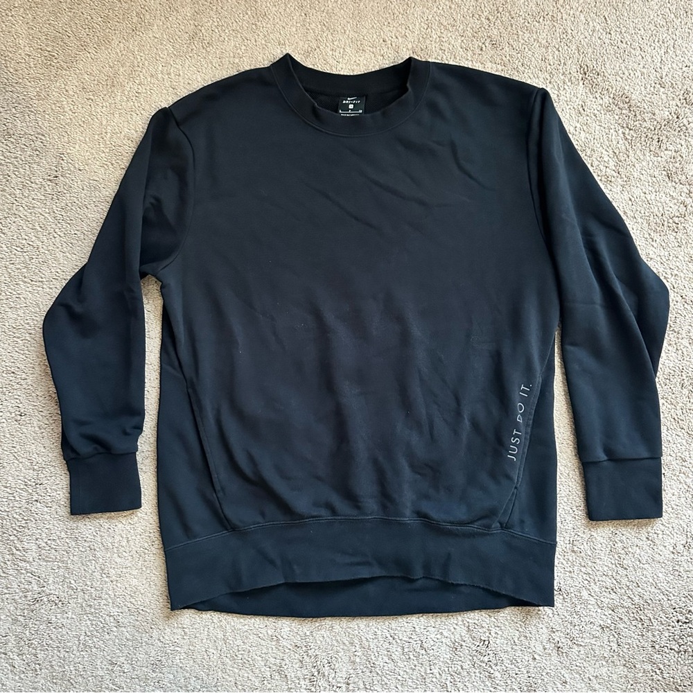 Nike Women's Dri-FIT Get Fit Fleece Training Crew Neck Sweater in Black sz
Small